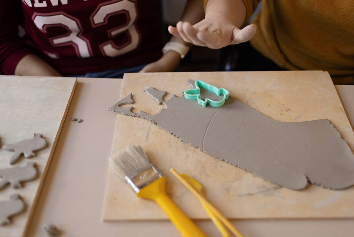 "Mani in Creta" - Laboratorio di Ceramica per Bambini - Il Sorriso Cherasco
